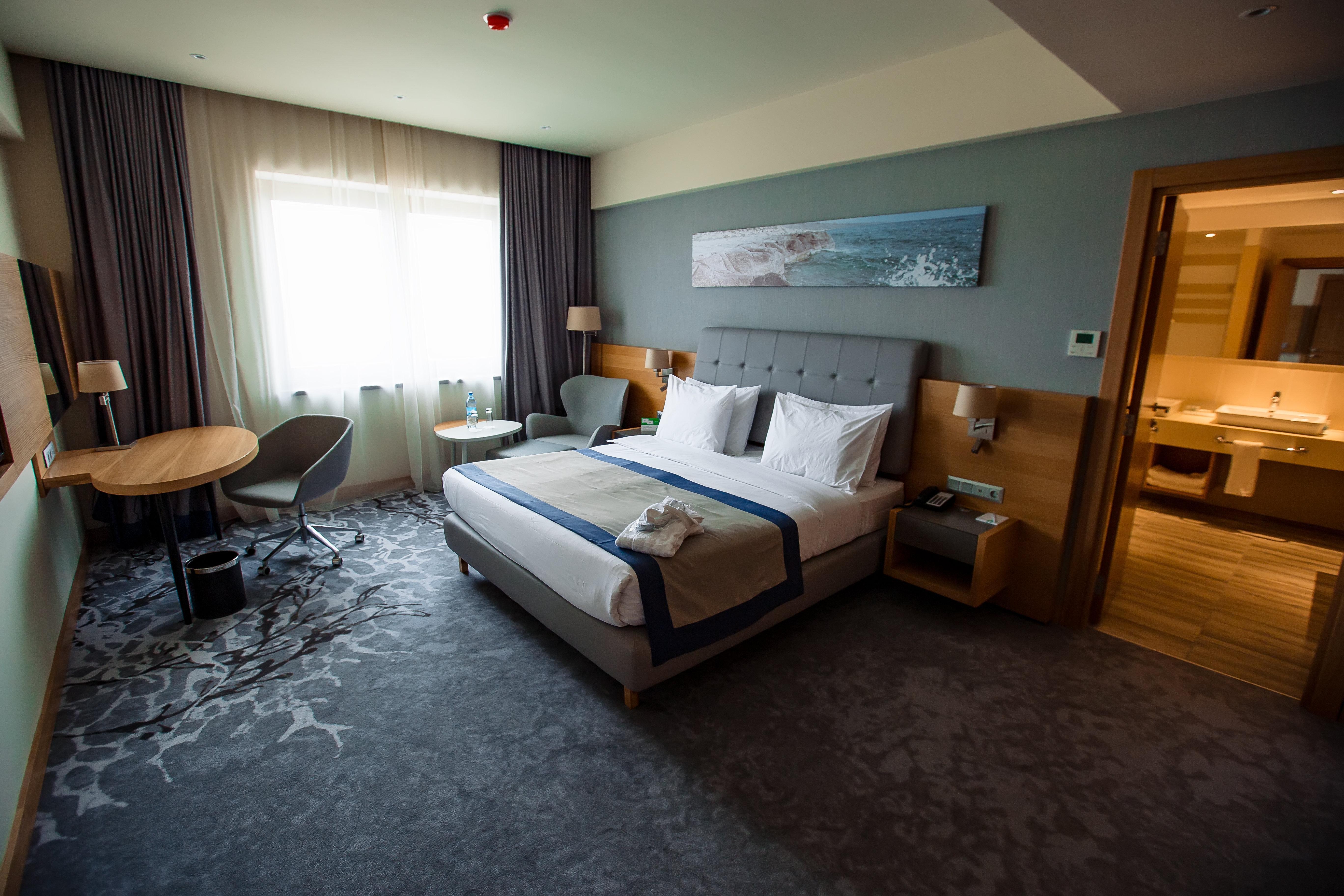 Holiday Inn - Aktau - Seaside By Ihg Exterior photo
