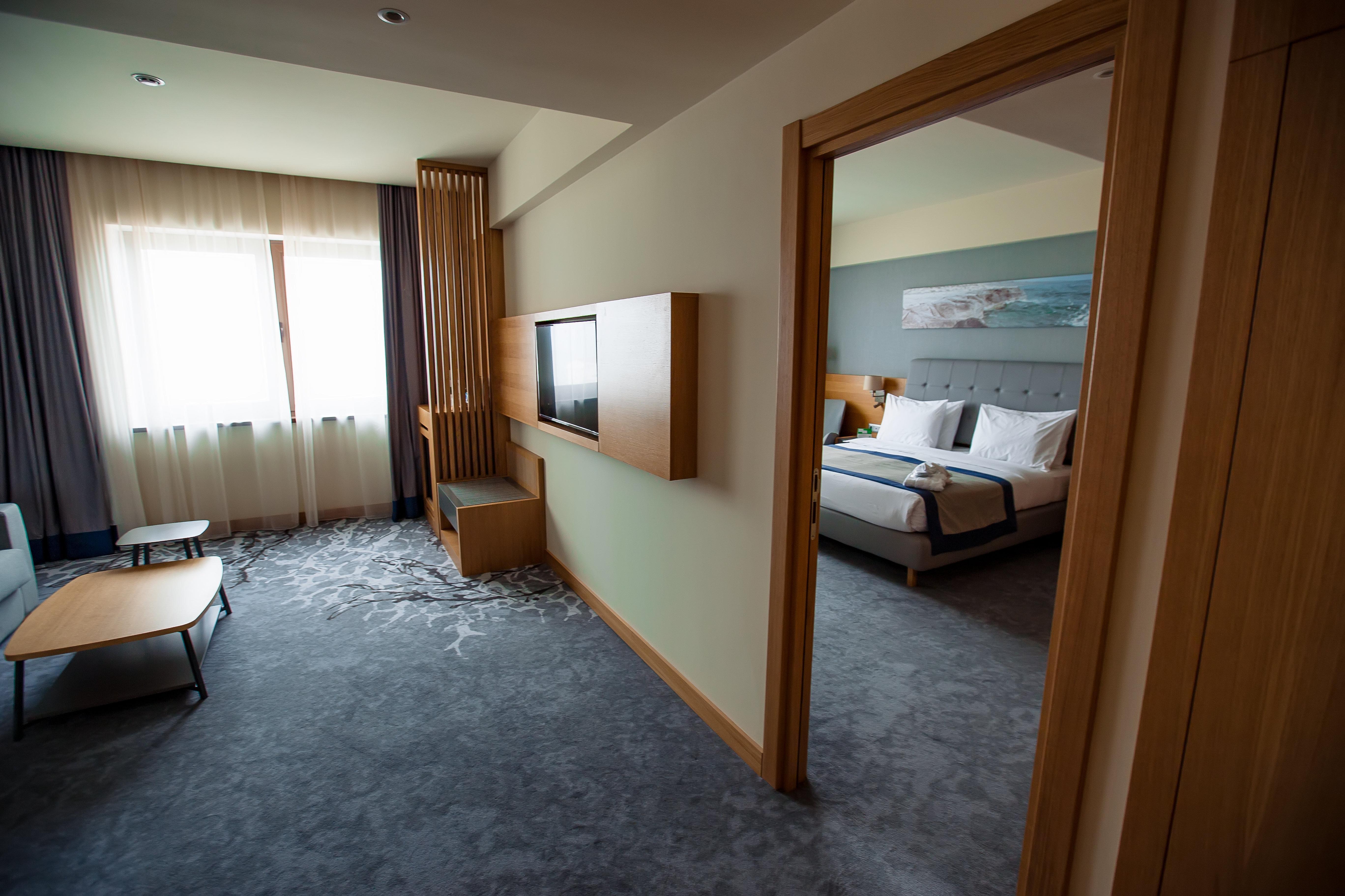 Holiday Inn - Aktau - Seaside By Ihg Exterior photo