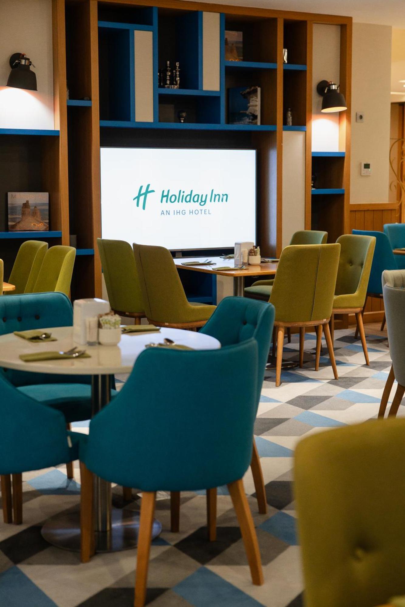 Holiday Inn - Aktau - Seaside By Ihg Exterior photo