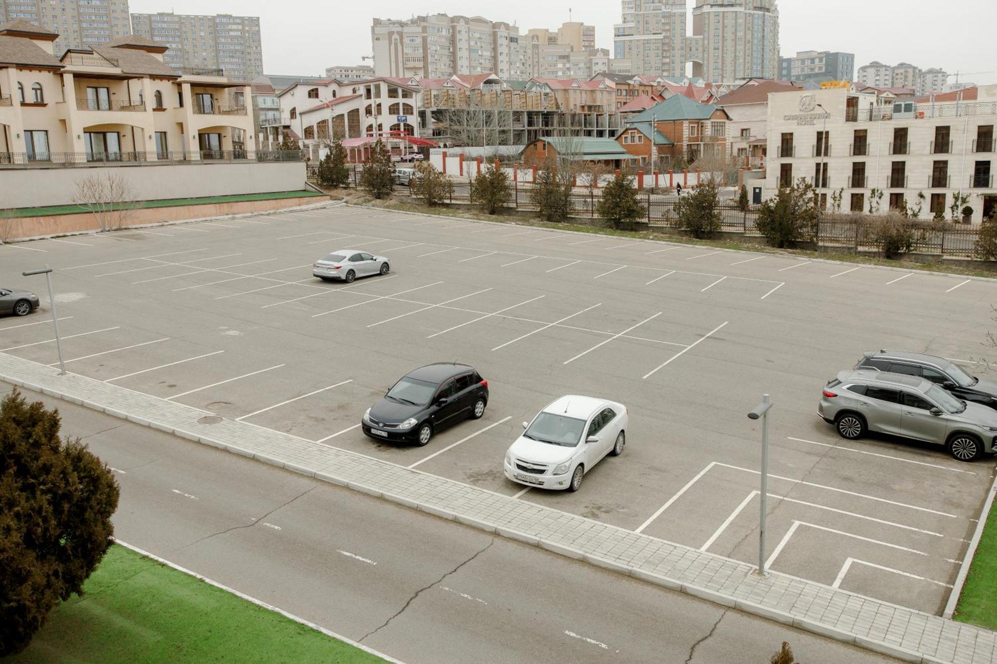 Holiday Inn - Aktau - Seaside By Ihg Exterior photo